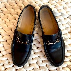 Vintage Gucci Loafers Black Leather Silver Horsebit Shoes Women's Size 8B.